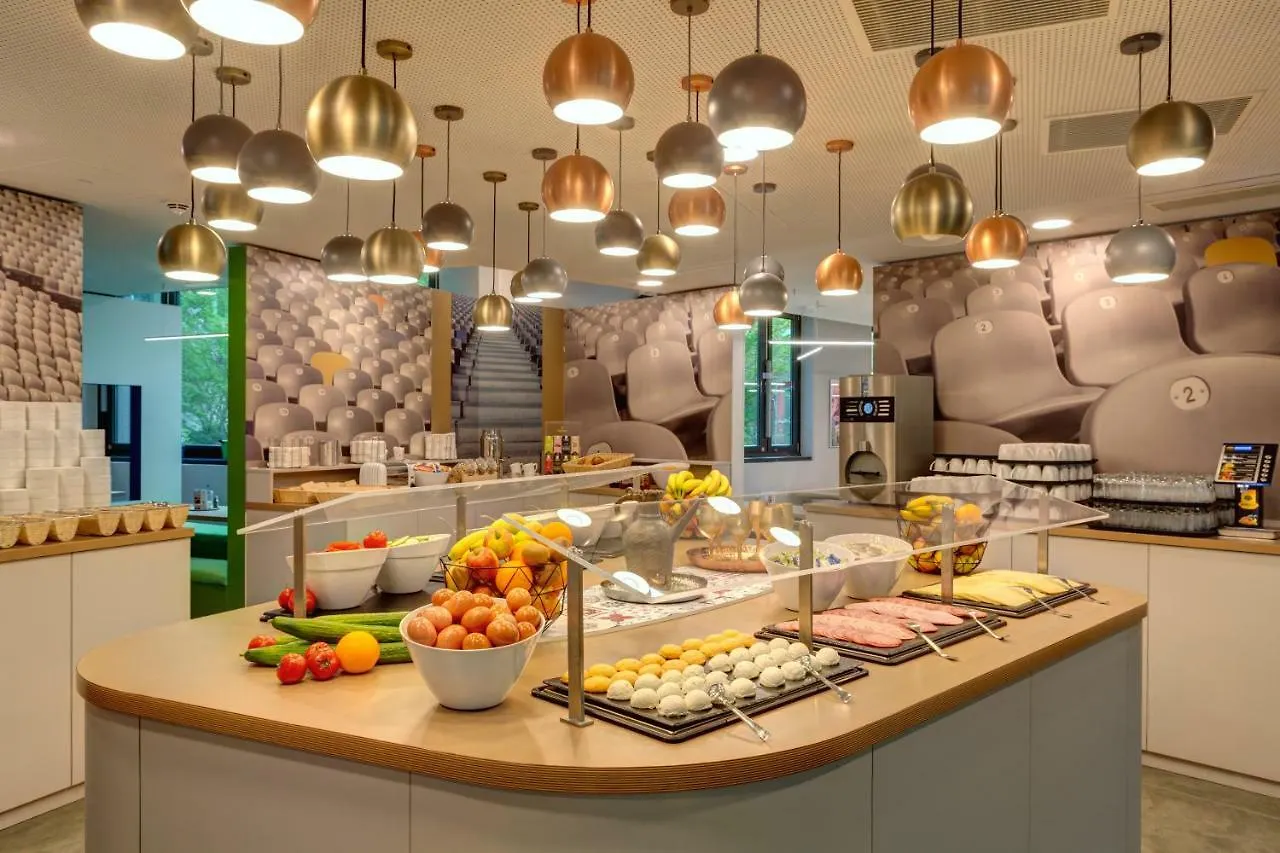Meininger Hotel Muenchen Olympiapark Monaco di Baviera