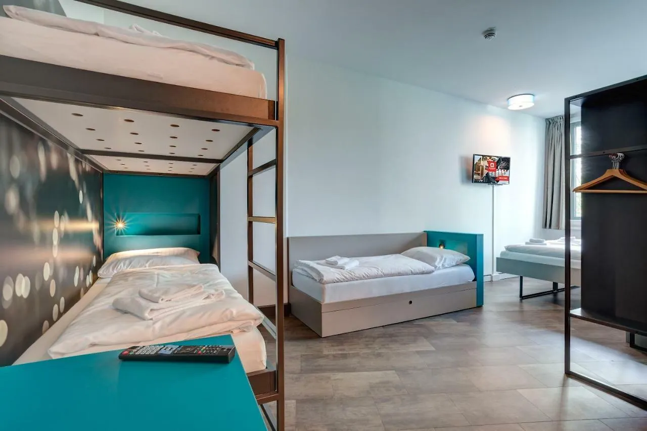 Meininger Hotel Muenchen Olympiapark