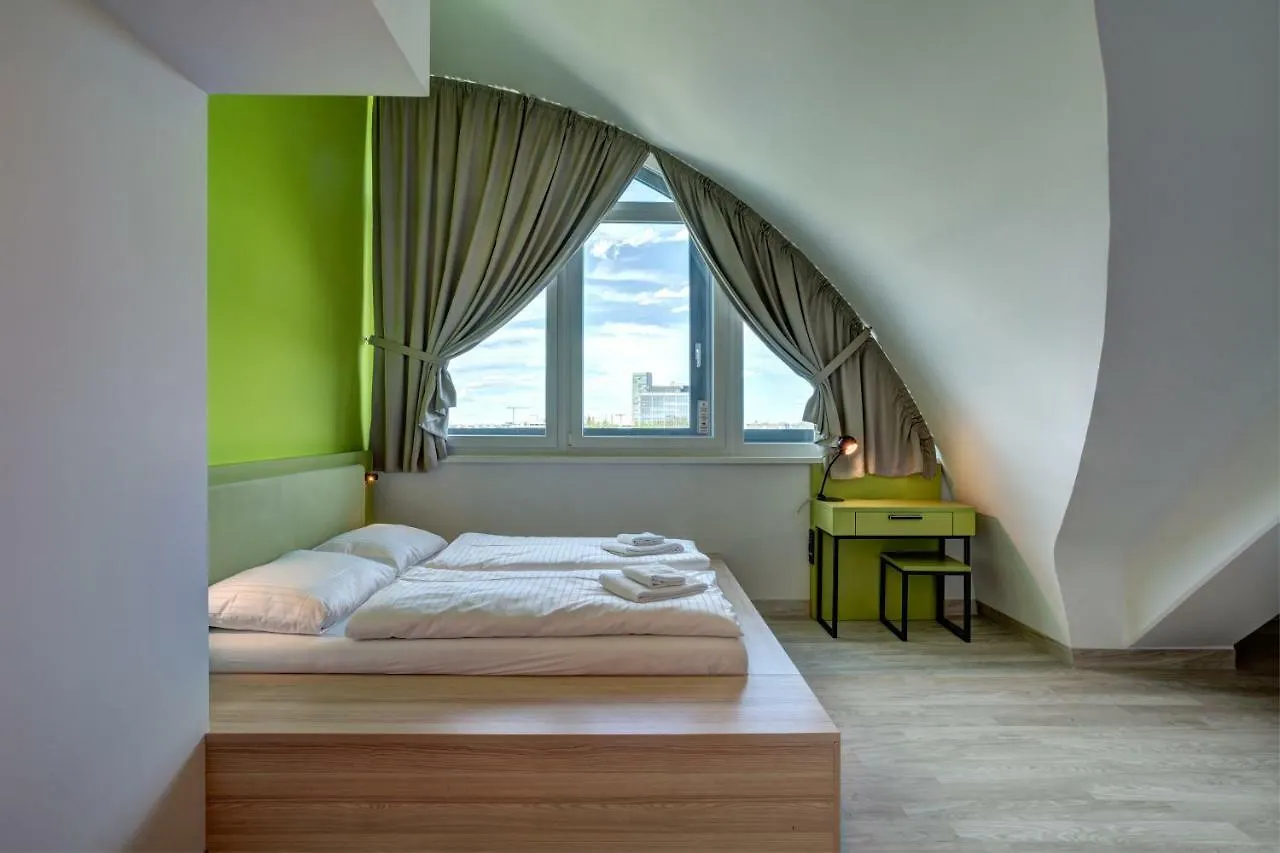 Meininger Hotel Muenchen Olympiapark Monaco di Baviera