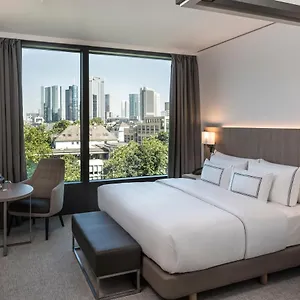 Meliá Frankfurt 4*, Frankfurt am Main Alemanha