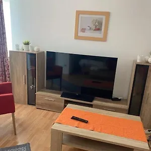 Leon Apartment